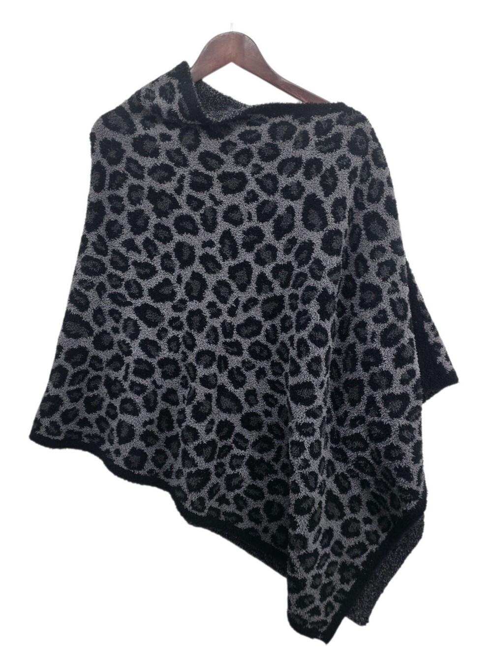 Barefoot Dreams CozyChic Knit Gray Black Leopard Poncho One Size